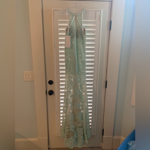 Jasz Couture 7249 formal prom dress - Picture 6 of 6